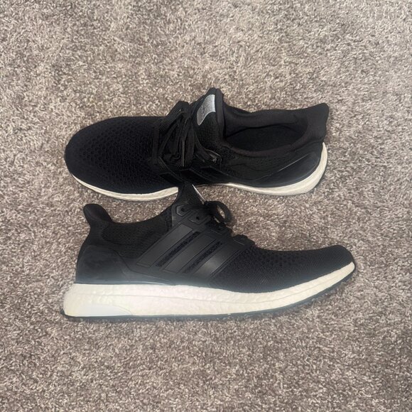 Adidas Ultraboosts- Like New - Picture 2 of 7